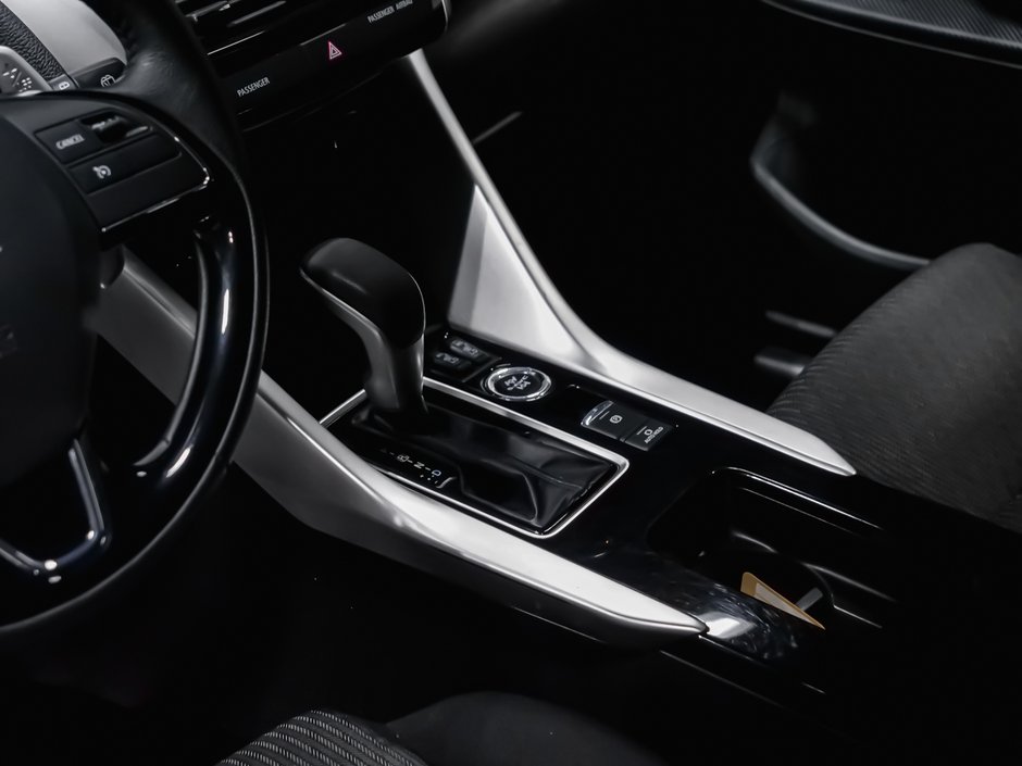 2024 Mitsubishi Eclipse Cross SE-6