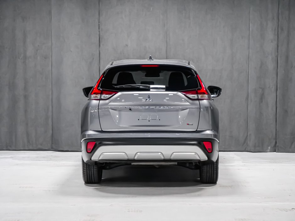2024 Mitsubishi Eclipse Cross SE-4