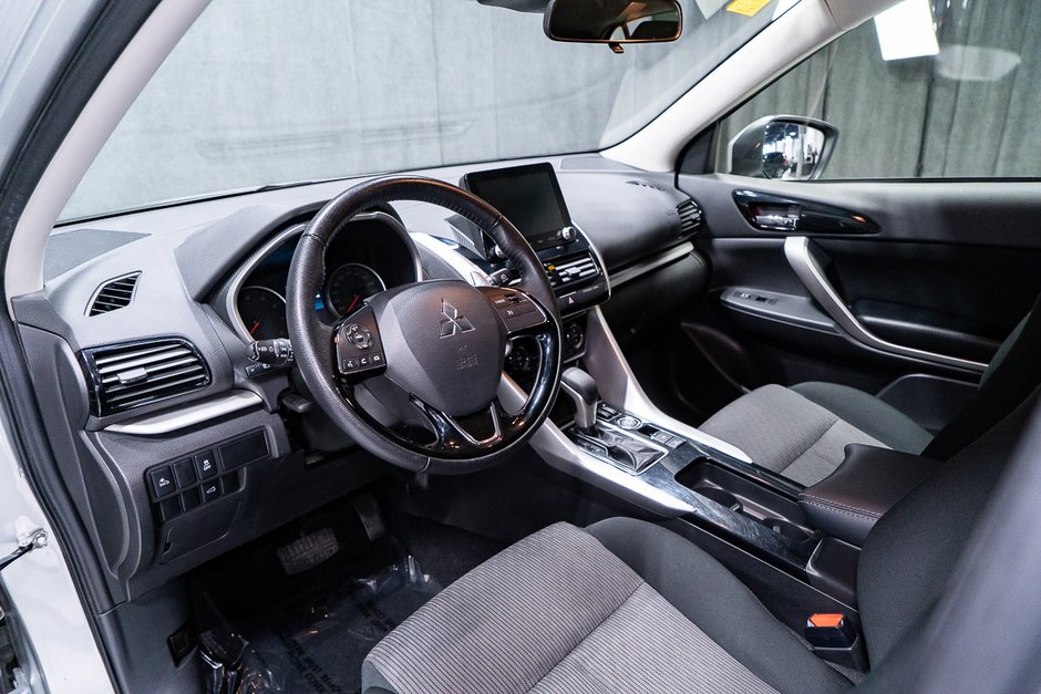 Mitsubishi Eclipse Cross LE S-AWC 2024-6