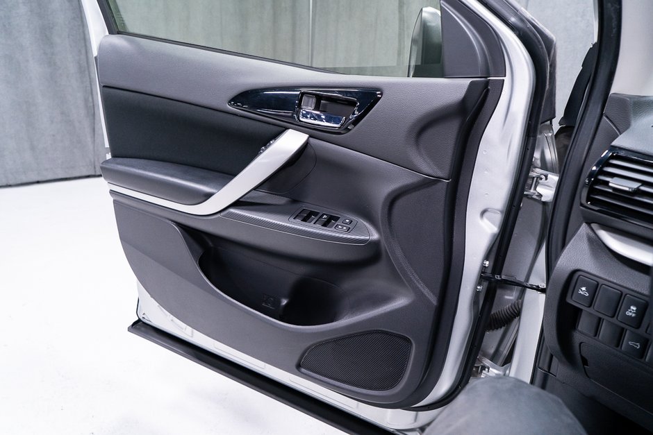 Mitsubishi Eclipse Cross LE S-AWC 2024-10