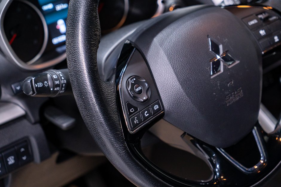 Mitsubishi Eclipse Cross SEL S-AWC 2024-9
