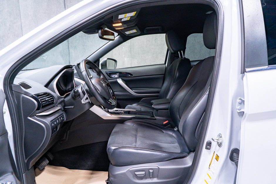 Mitsubishi Eclipse Cross SEL S-AWC 2024-16