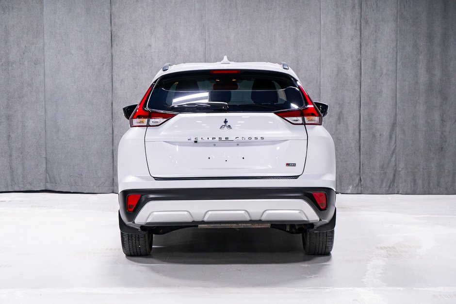 Mitsubishi Eclipse Cross SEL S-AWC 2024-4