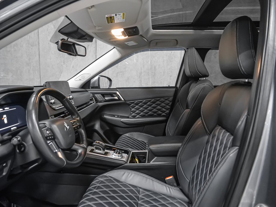 2023 Mitsubishi Outlander PHEV GT-AWD-12