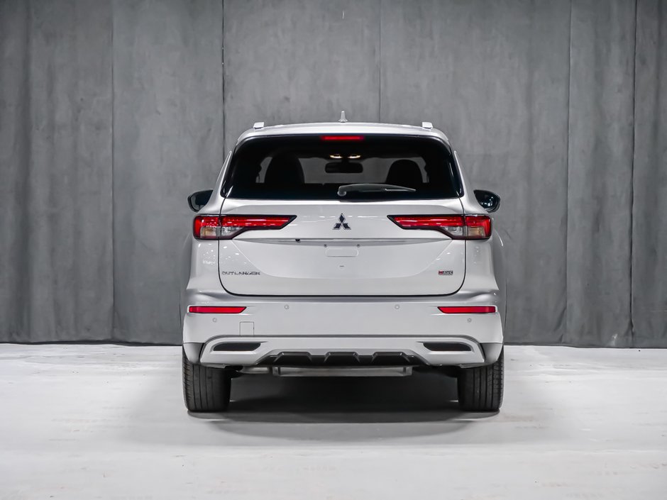2023 Mitsubishi Outlander SEL-4