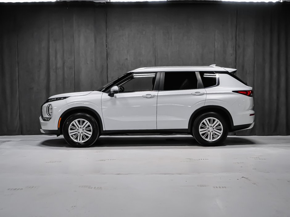 Mitsubishi Outlander LE 2 SET DE PNEU APPLE CAR PLAY 2024-2
