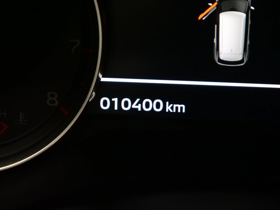 Mitsubishi Outlander LE 2024-8