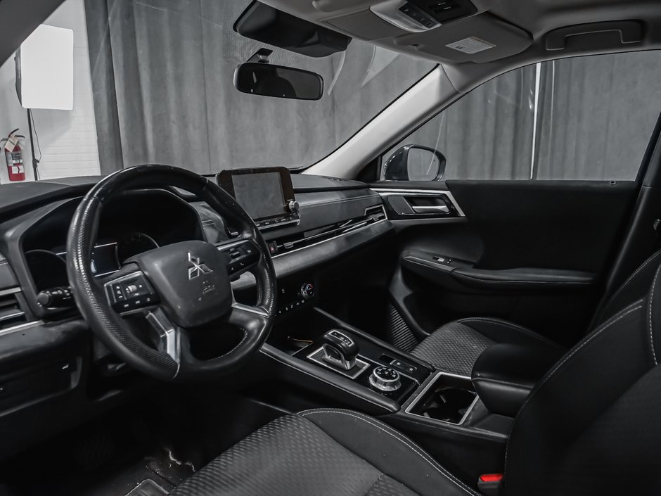 Mitsubishi Outlander SE AWD APPLE CARPLAY CAMERA DE RECUL 2024-1