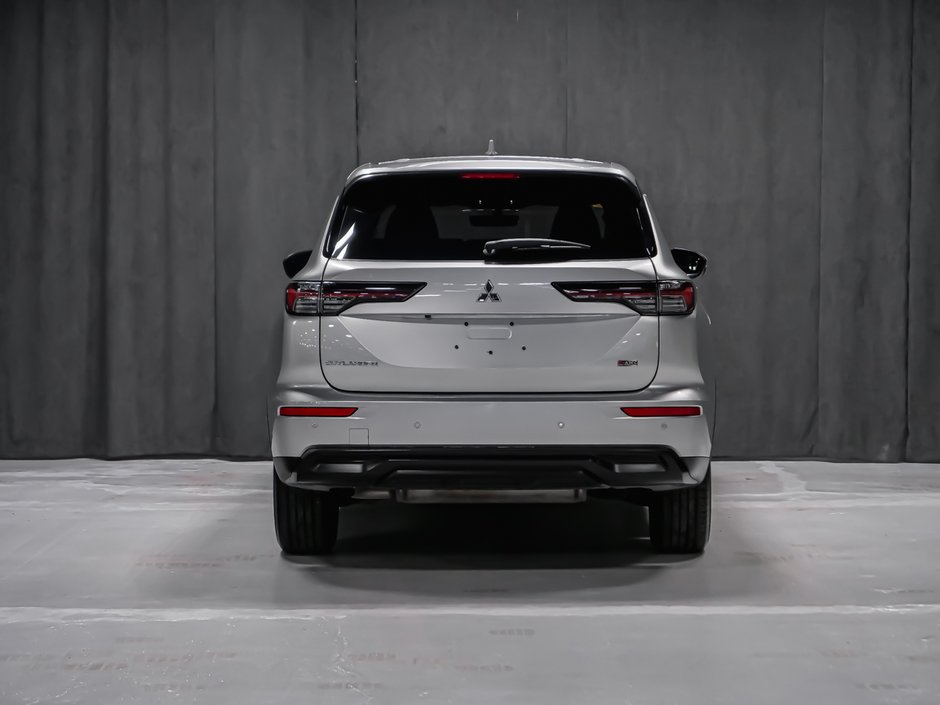 Mitsubishi Outlander ES S-AWC SIEGES CHAUFFANTS APPLE CARPLAY 2025-2