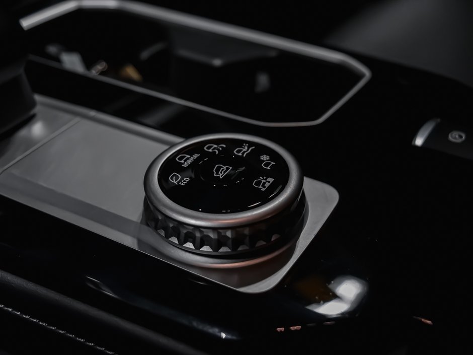 Mitsubishi Outlander ES S-AWC SIEGES CHAUFFANTS APPLE CARPLAY 2025-9