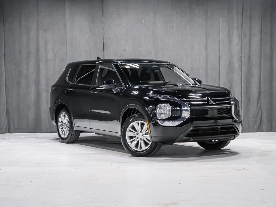 Mitsubishi Outlander ES 2025-1
