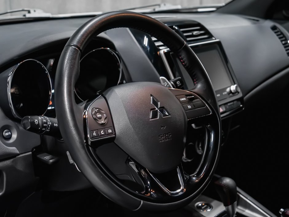 2020 Mitsubishi RVR LE 4WD-7