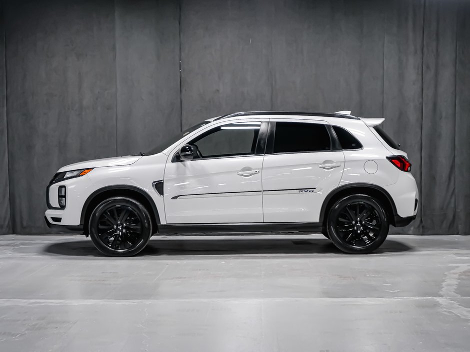 2020 Mitsubishi RVR LE 4WD-2