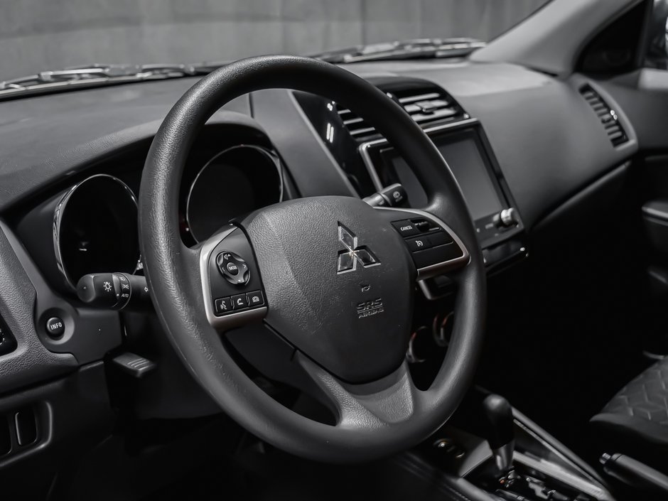 2025 Mitsubishi RVR ES AWD APPLE CAR PLAY SIÈGES CHAUFFANT-7