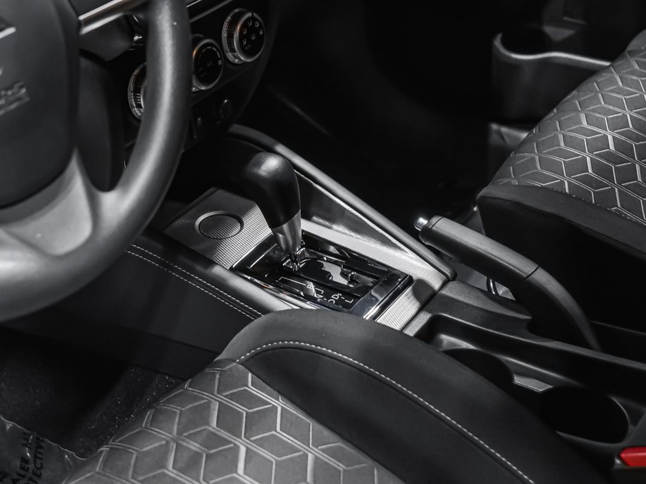 2025 Mitsubishi RVR ES FWD CARPLAY CAMÉRA SIÈGES CHAUFFANTS-6