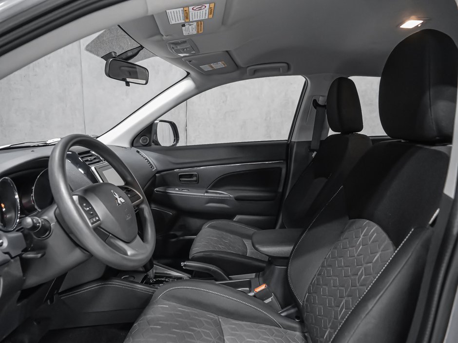 2025 Mitsubishi RVR ES FWD CARPLAY CAMÉRA SIÈGES CHAUFFANTS-11