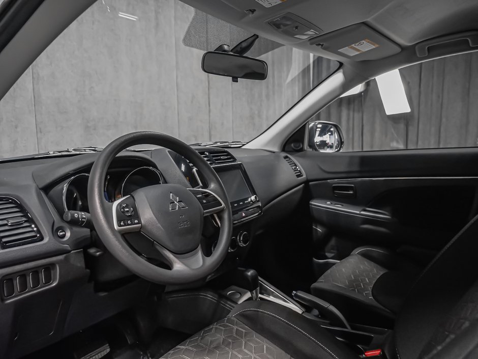 Mitsubishi RVR ES FWD CARPLAY CAMÉRA SIÈGES CHAUFFANTS 2025-5