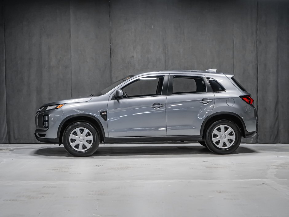 Mitsubishi RVR ES 2025-2