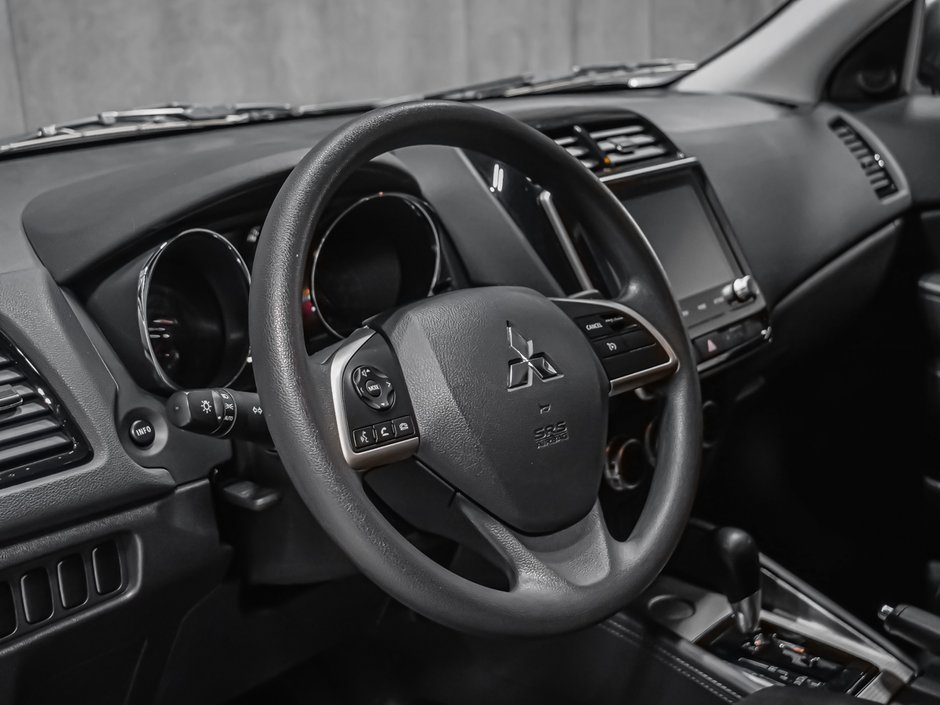 Mitsubishi RVR ES 2025-7