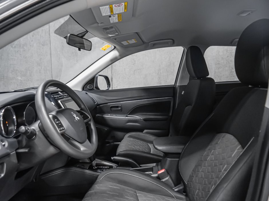 Mitsubishi RVR ES 2025-10