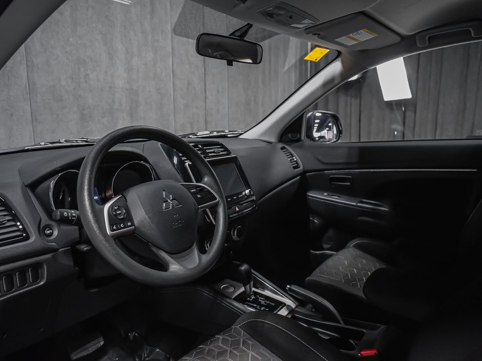 Mitsubishi RVR ES 2025-5