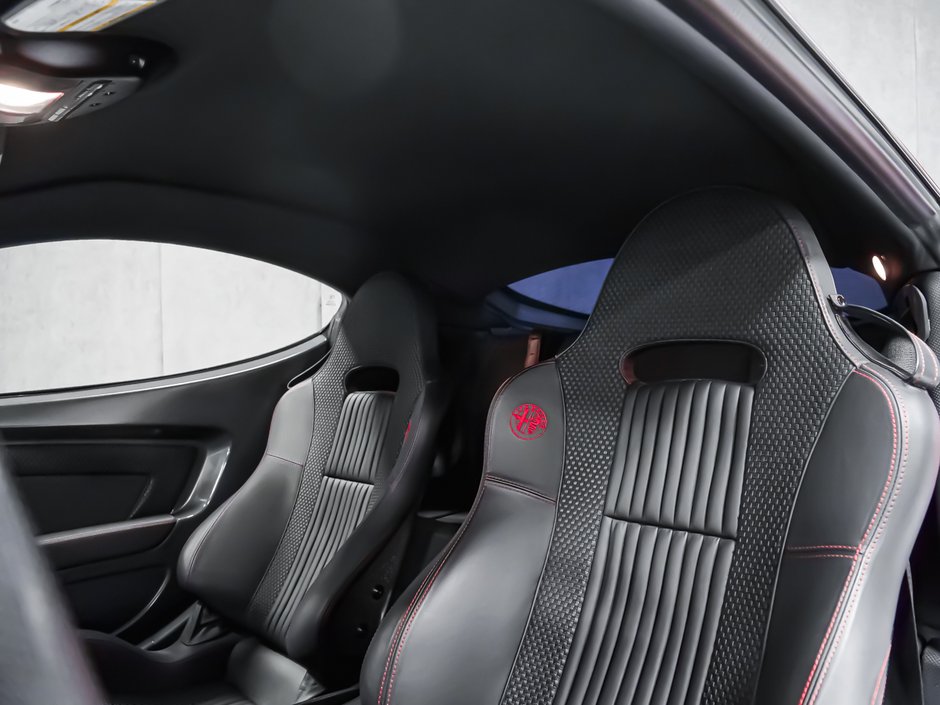 Alfa Romeo 8C Competizione  2008-37