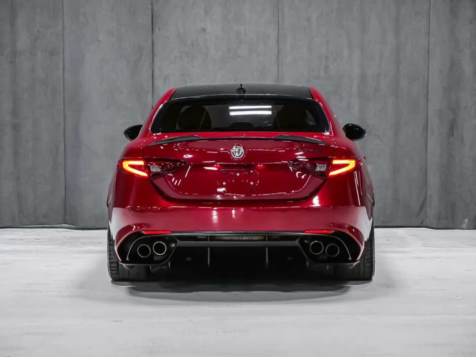 Alfa Romeo Giulia QUADRIFOGLIO CARBON TOIT CARBONE ASSIST CONDUITE 2021-3
