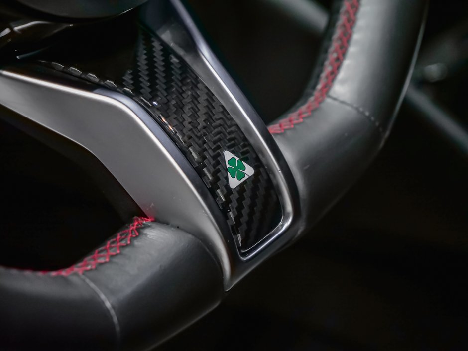 Alfa Romeo Giulia QUADRIFOGLIO CARBON TOIT CARBONE ASSIST CONDUITE 2021-19
