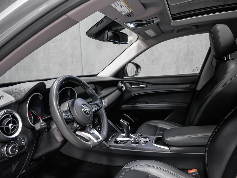 Alfa Romeo Stelvio Sprint 2021-12