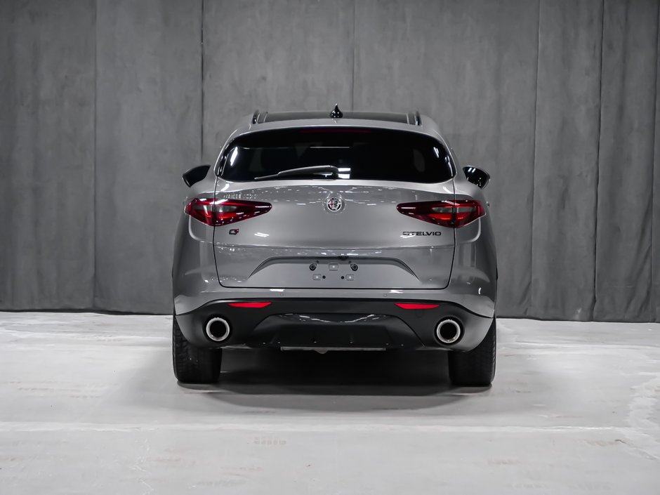 Alfa Romeo Stelvio Sprint 2021-4