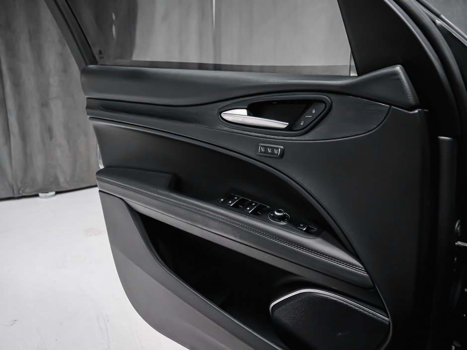 Alfa Romeo Stelvio Sprint 2021-8