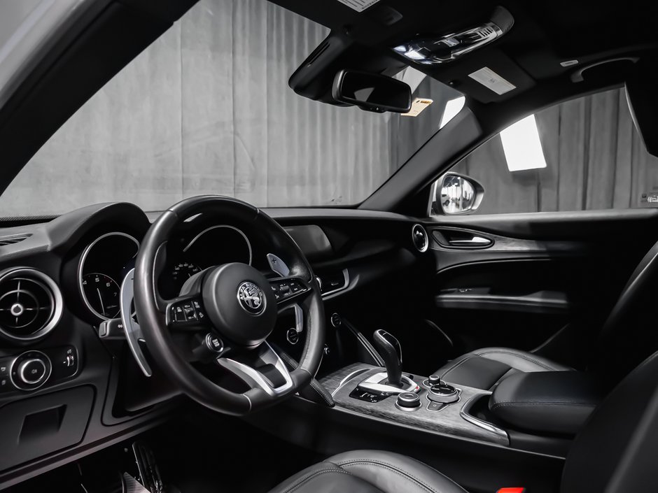 2023 Alfa Romeo Stelvio Sprint-5