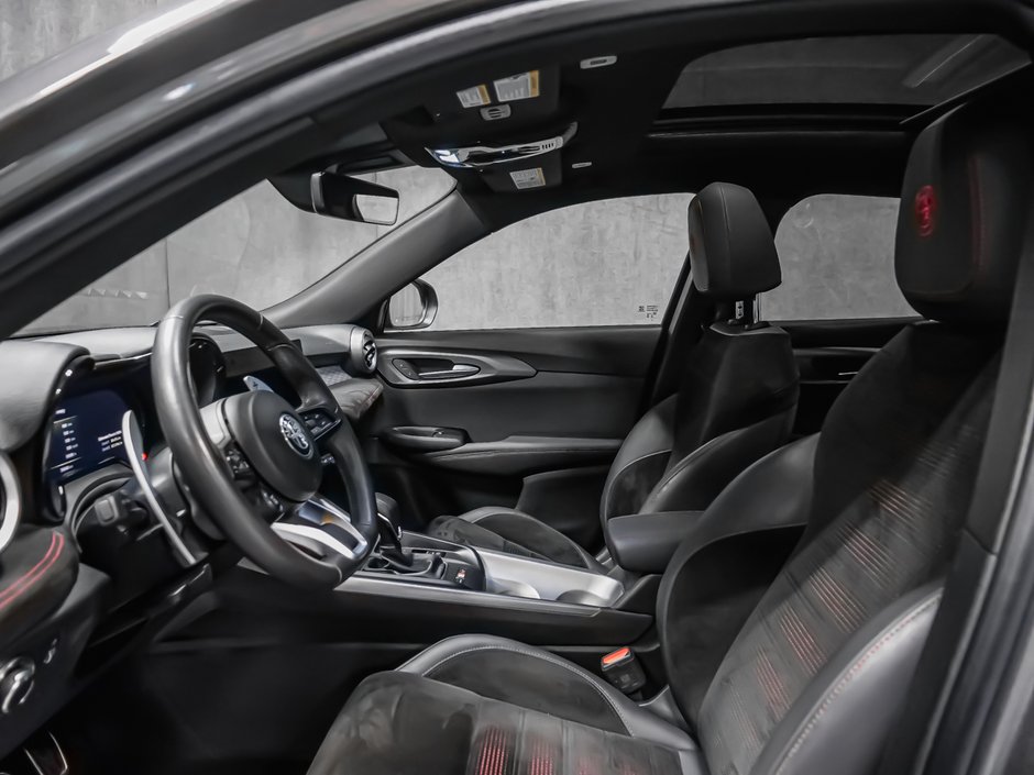 Alfa Romeo Tonale VELOCE HARMAN KARDON SOUNS SYSTEM SPORT SEATS 2024-20