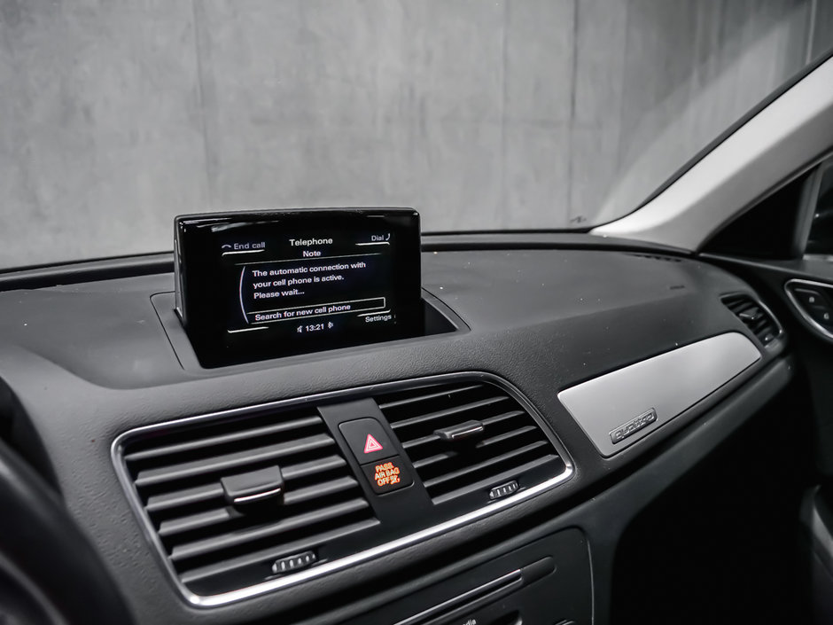 Audi Q3 KOMFORT 2016-8