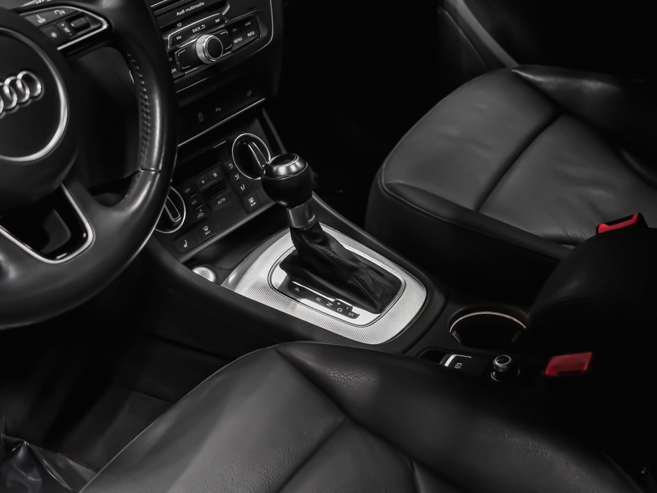 Audi Q3 PROGRESSIV MAGS 19PO TOIT PANO 2018-7