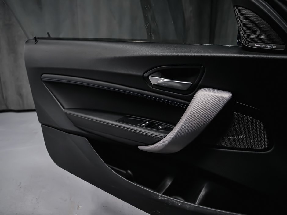 BMW 2 Series 230i xDrive 2020-13