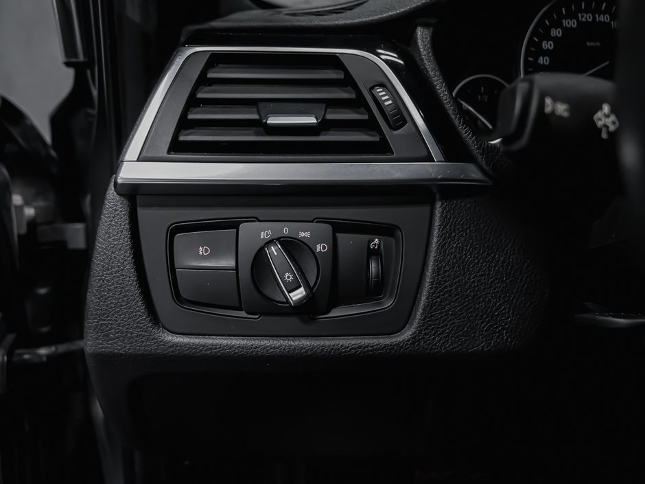 2016 BMW 3 Series 328i xDrive-11