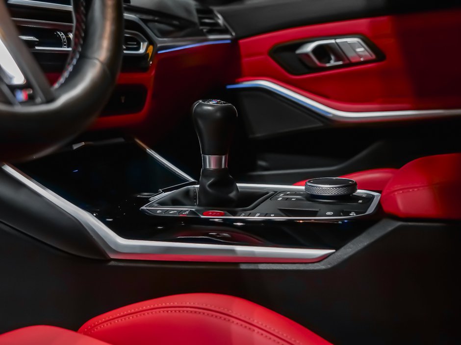 2024 BMW M3 MANUAL RWD CARBON FIBER ROOF-44