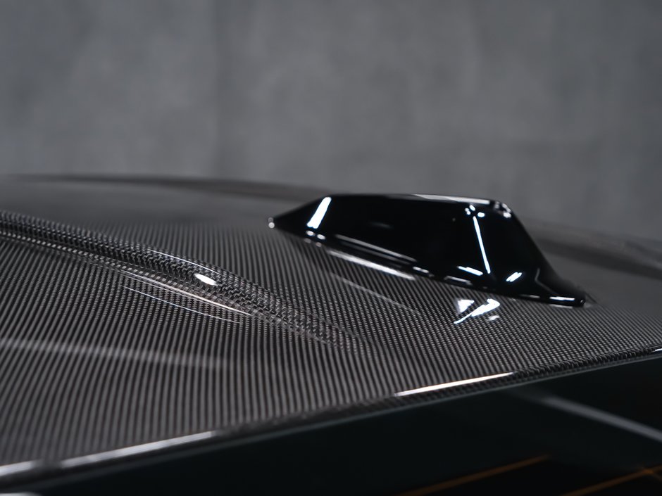 2024 BMW M3 MANUAL RWD CARBON FIBER ROOF-21