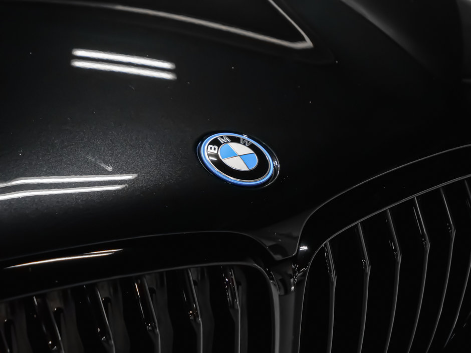 2022 BMW X5 xDrive45e-17