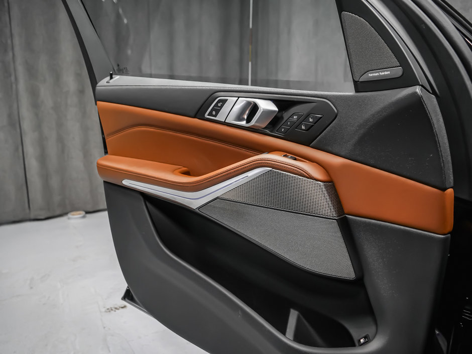 2022 BMW X5 xDrive45e-14