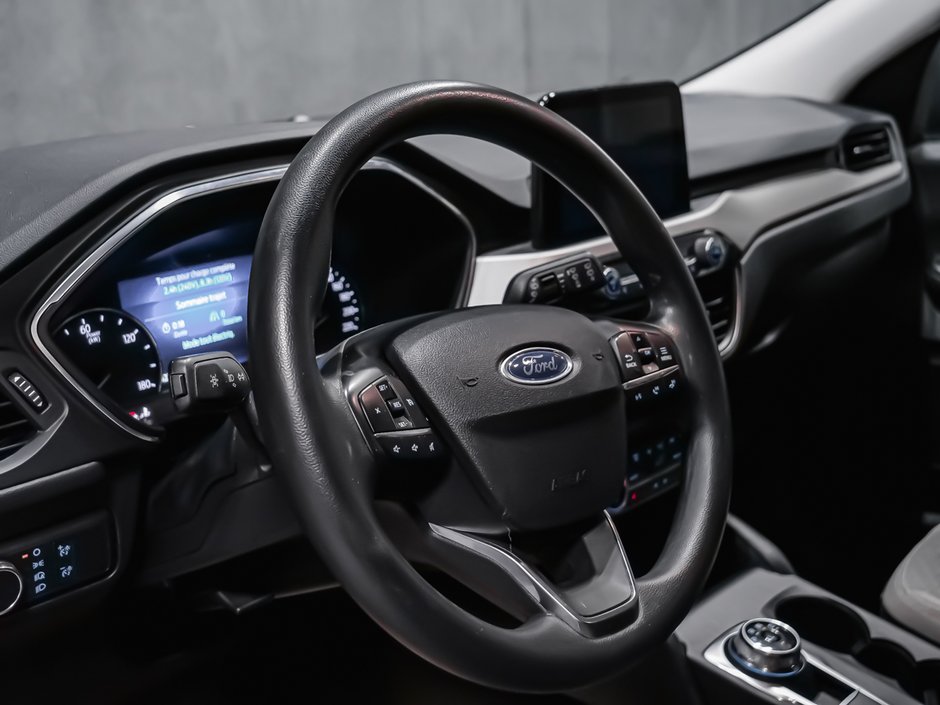 2022 Ford Escape SE Plug-In Hybrid-8