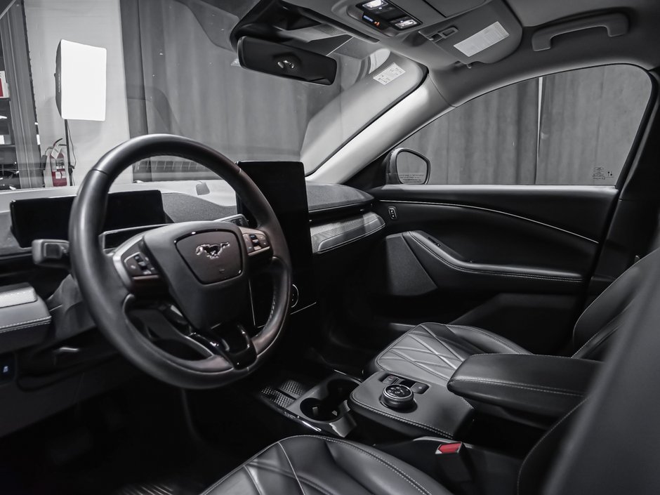 Ford Mustang Mach-E SELECT EAWD ENSEMBLE CONFORT LITE NAVIGATION 2023-1