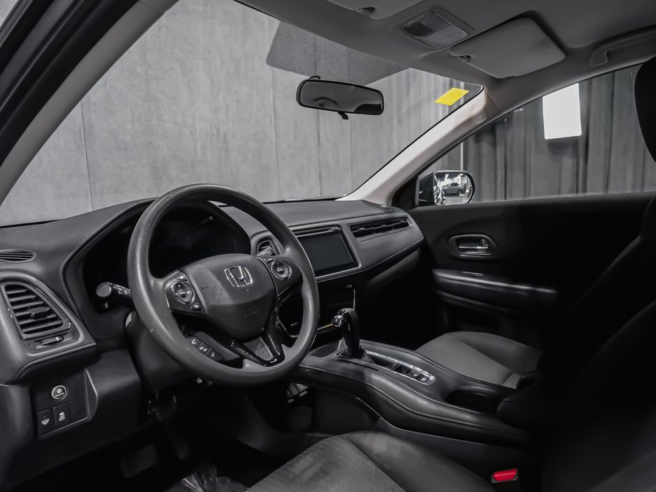 Honda HR-V LX 2017-6