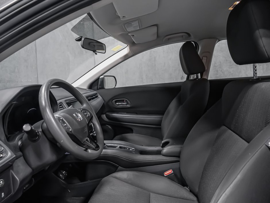Honda HR-V LX 2017-7