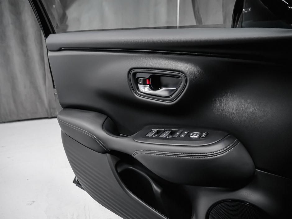 2026 Honda HR-V EX-L-8