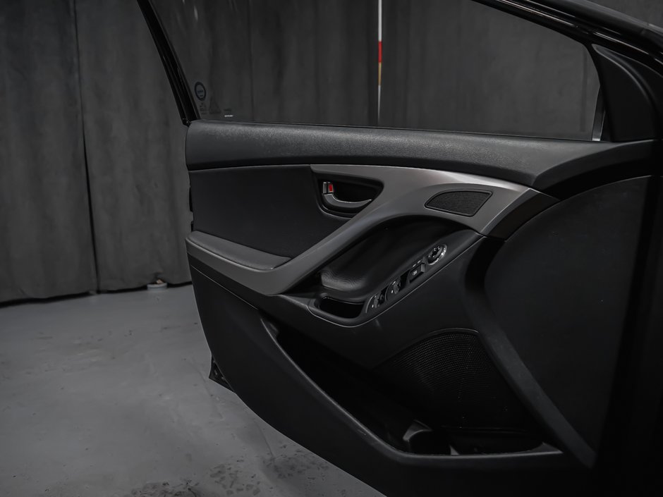 2013 Hyundai Elantra Limited-8