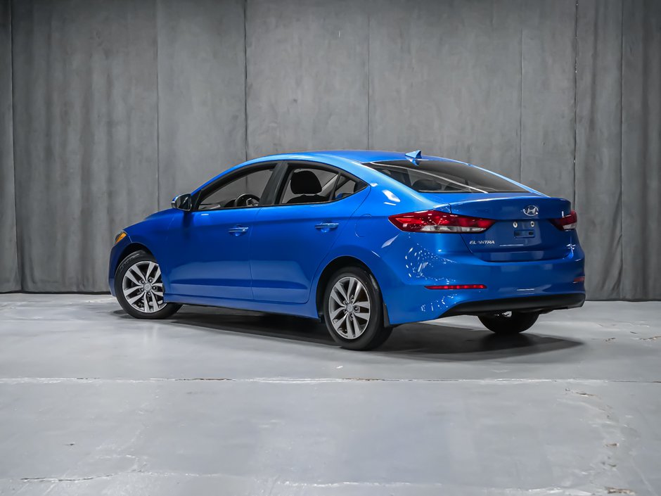 Hyundai Elantra GL 2017-4