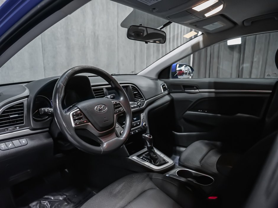 Hyundai Elantra GL 2017-6