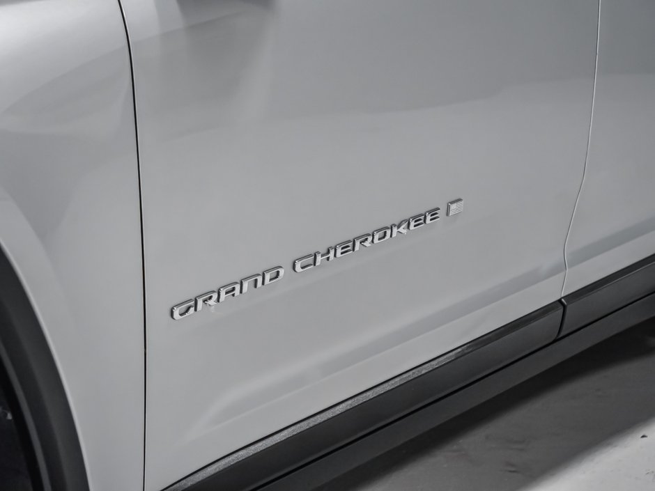 Jeep Grand Cherokee L LIMITED NAV TOIT PANO SIÈGES VENTILÉS ATTELAGE 2021-13